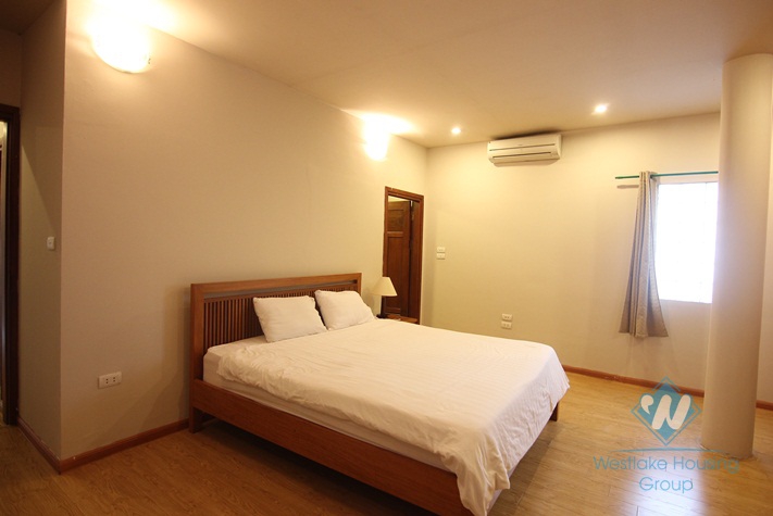 Lakeside two bedroom apartment to rent in Tay Ho